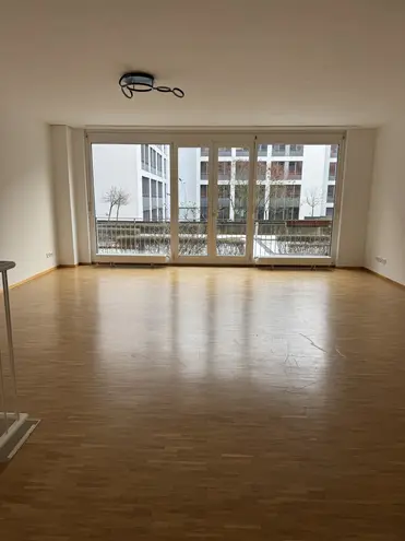 2 Zimmer Wohnung mit 88 m² in Frankfurt am Main – Bild 6