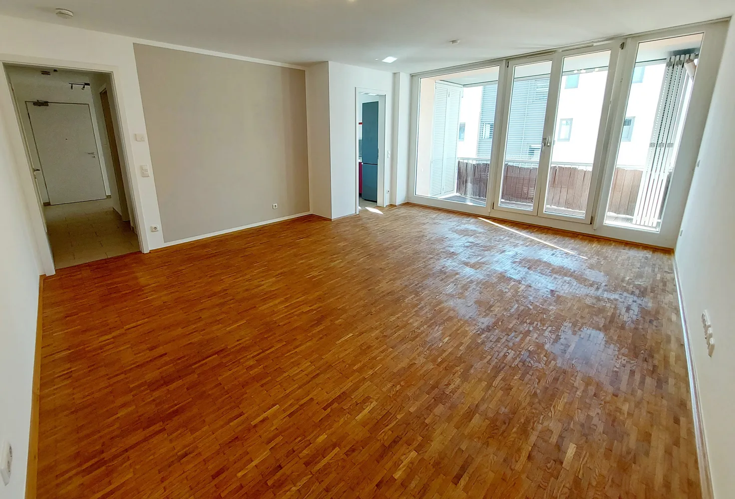 2 Zimmer Wohnung mit 61 m² in Augsburg – Bild 1