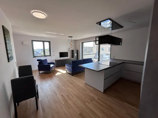 3 Zimmer Wohnung mit 95 m² in Köln – Bild 2