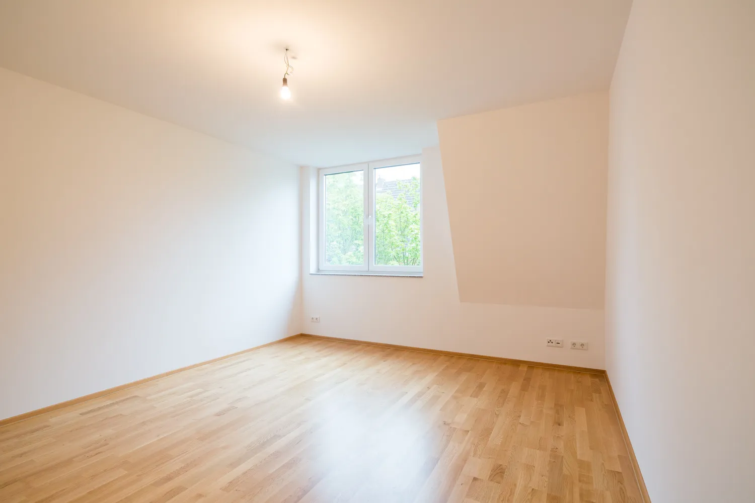 4 Zimmer Wohnung mit 138 m² in Essen – Bild 2