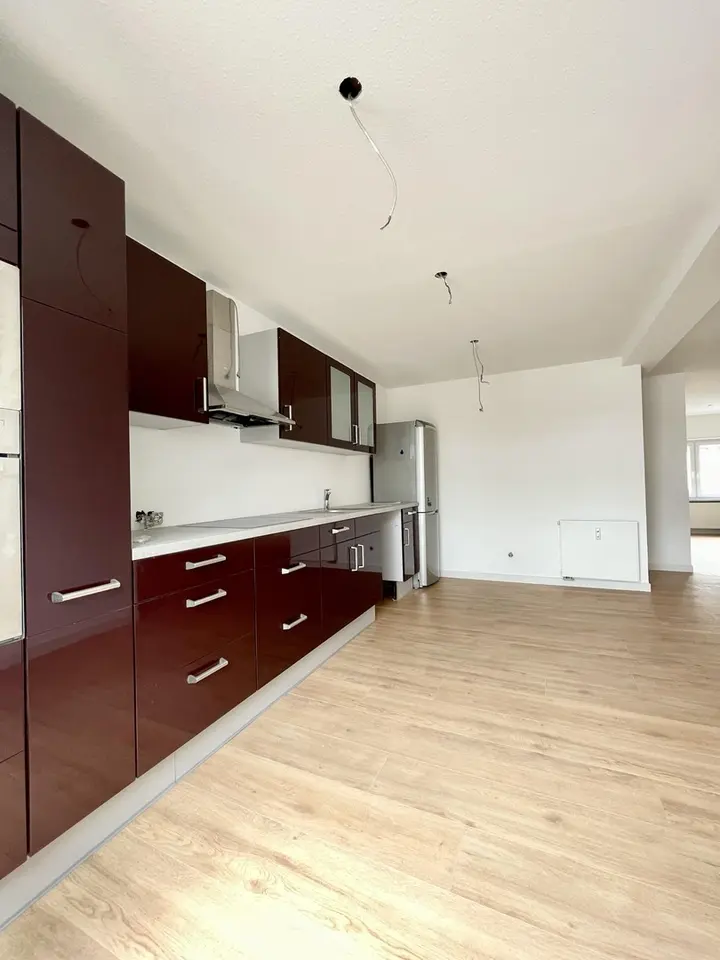 4 Zimmer Wohnung mit 149 m² in Schwetzingen – Bild 3