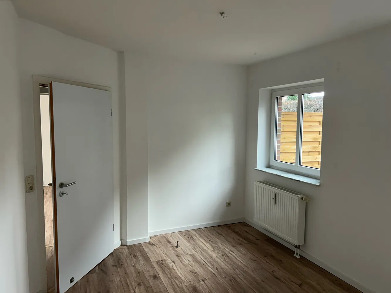 4 Zimmer Wohnung mit 112 m² in Norderstedt – Bild 2