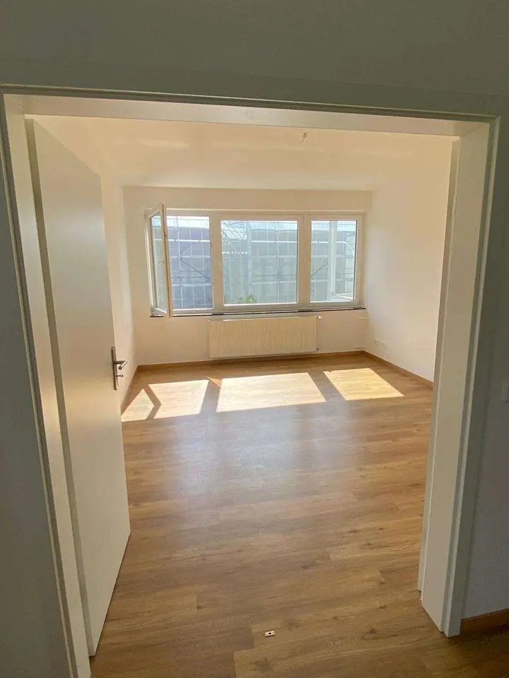 4 Zimmer Wohnung mit 80 m² in Hannover – Bild 1