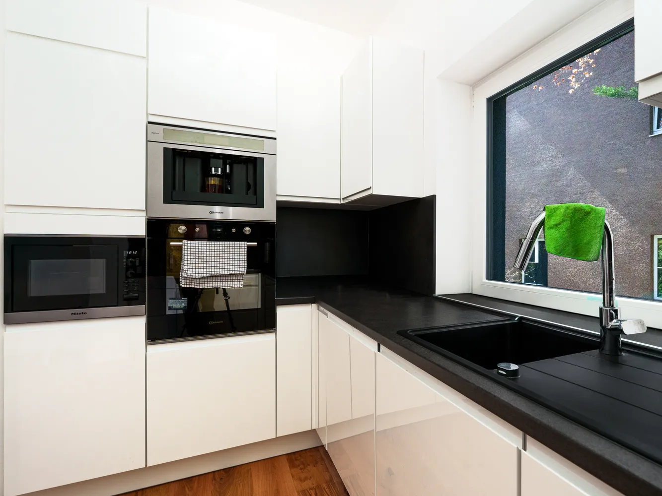 3 Zimmer Wohnung mit 108 m² in Wiesbaden – Bild 7