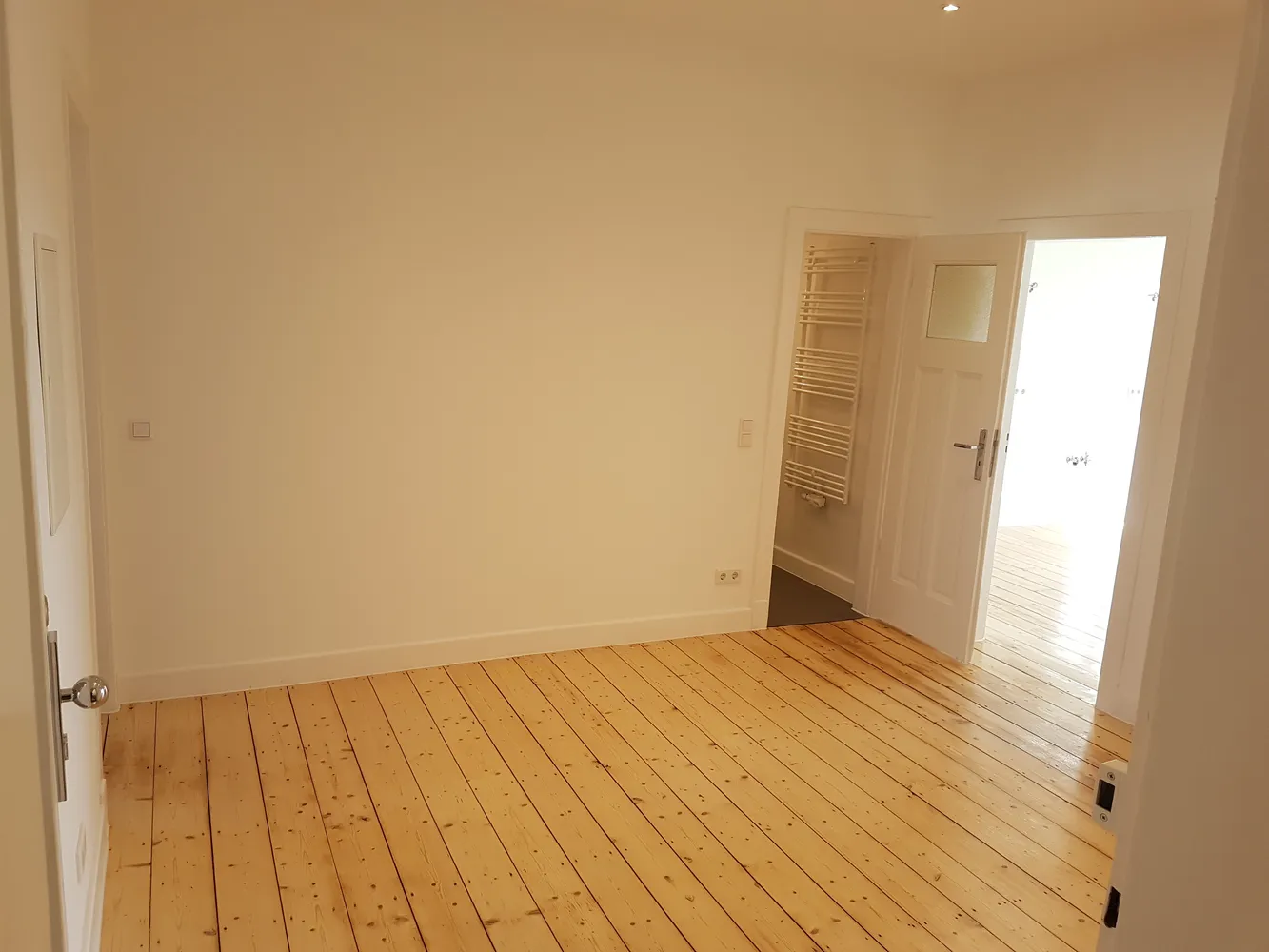 3 room apartment with 110 m² in Düsseldorf – Photo 2