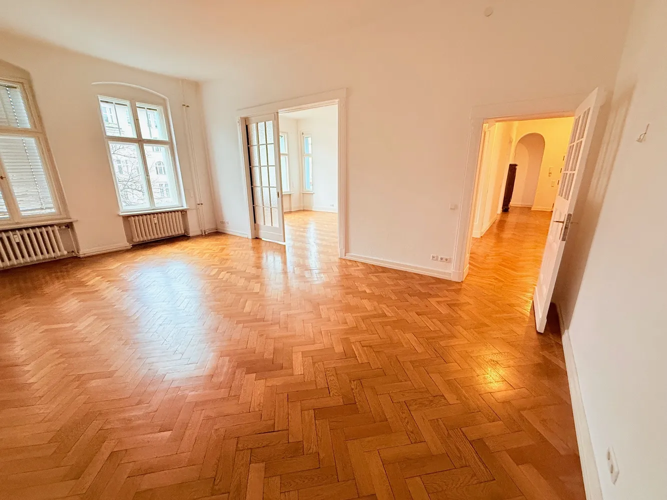 6 Zimmer Wohnung mit 209 m² in Berlin – Bild 12