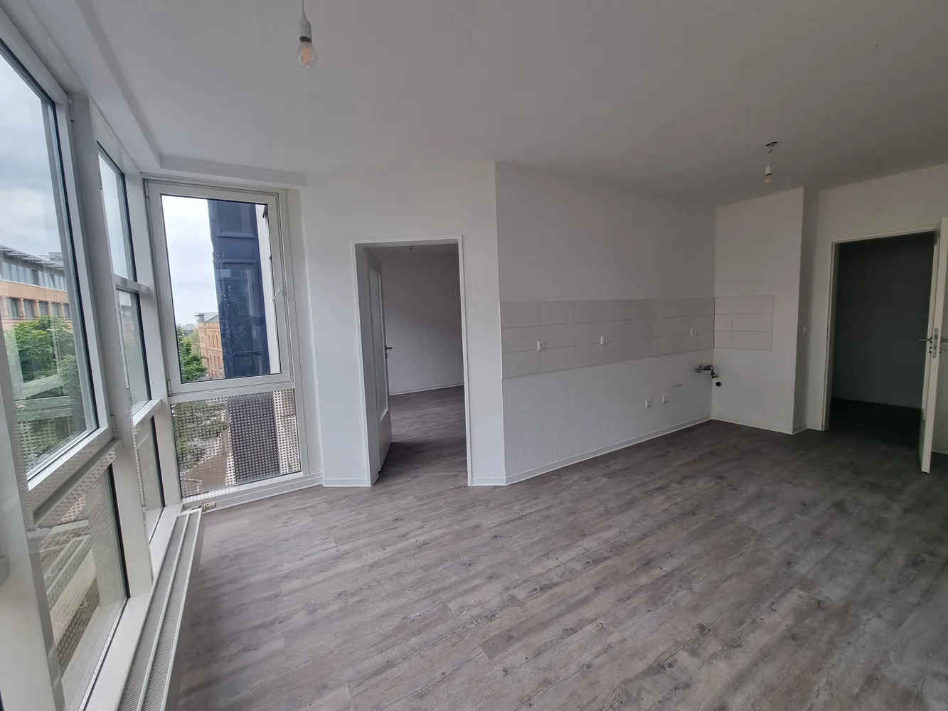 2 Zimmer Wohnung mit 71 m² in Halle (Saale) – Bild 3