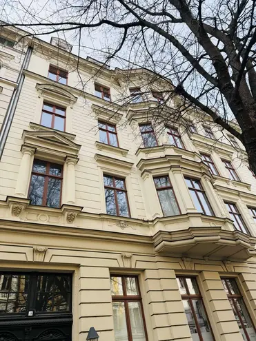6 Zimmer Wohnung mit 264 m² in Leipzig – Bild 3