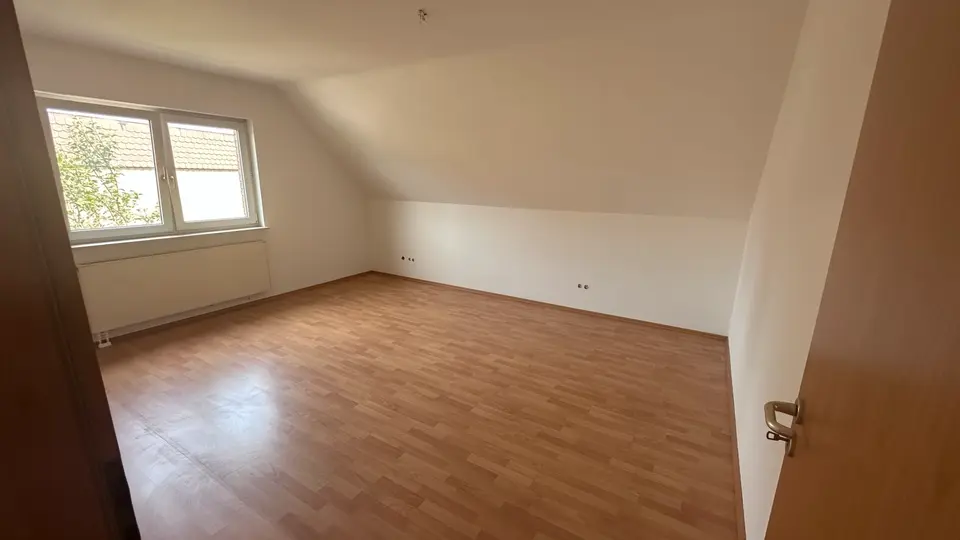 4 Zimmer Haus mit 130 m² in Heppenheim – Bild 1