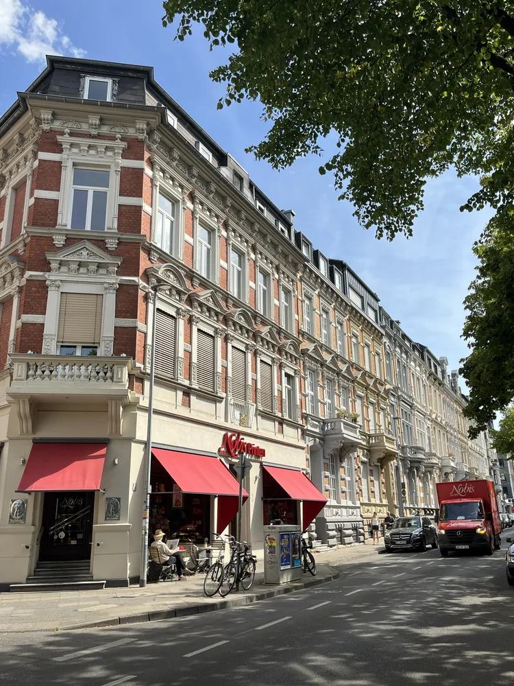 4 Zimmer Wohnung mit 153 m² in Aachen – Bild 1