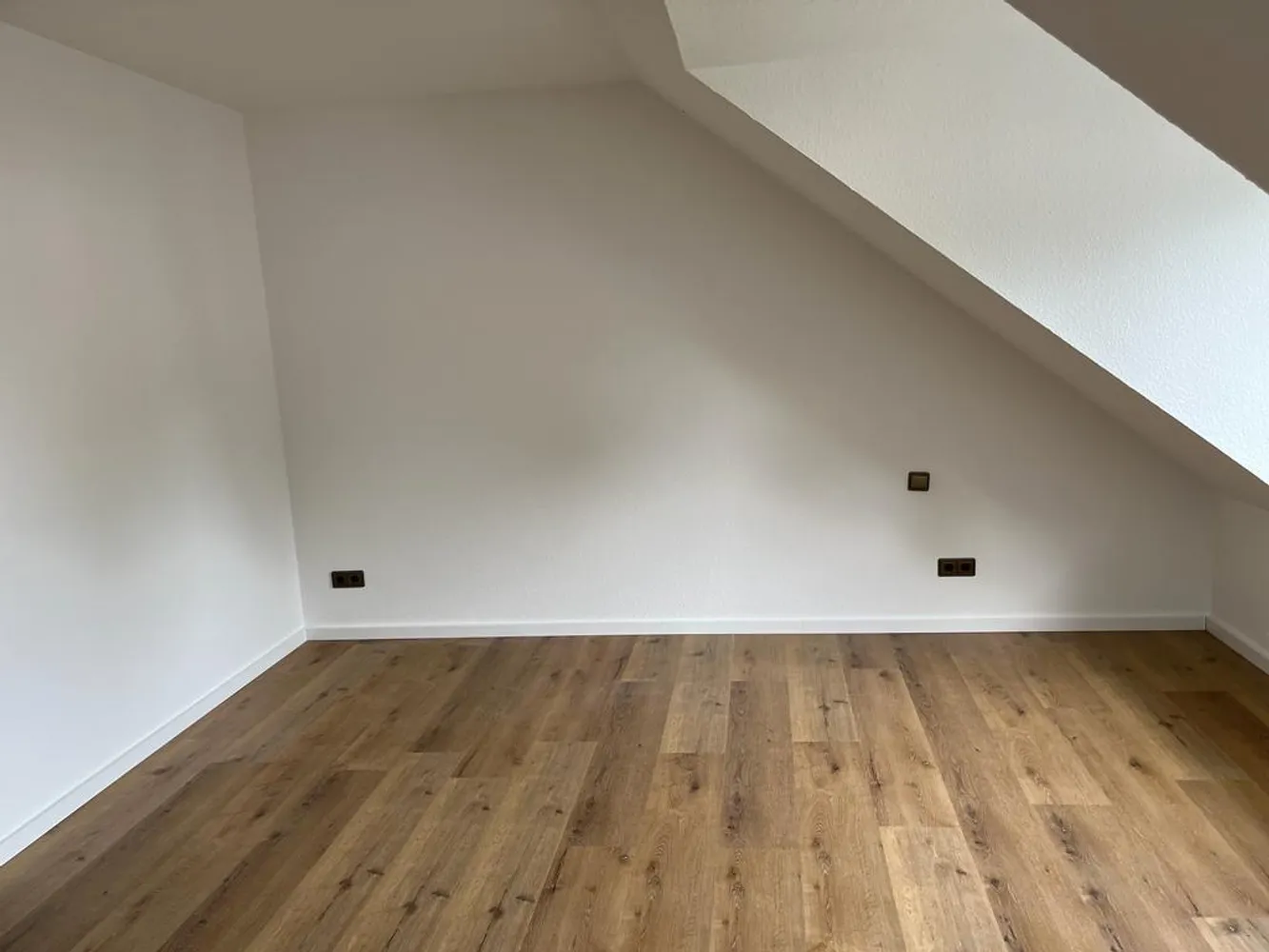 2 Zimmer Wohnung mit 87 m² in Bonn – Bild 4