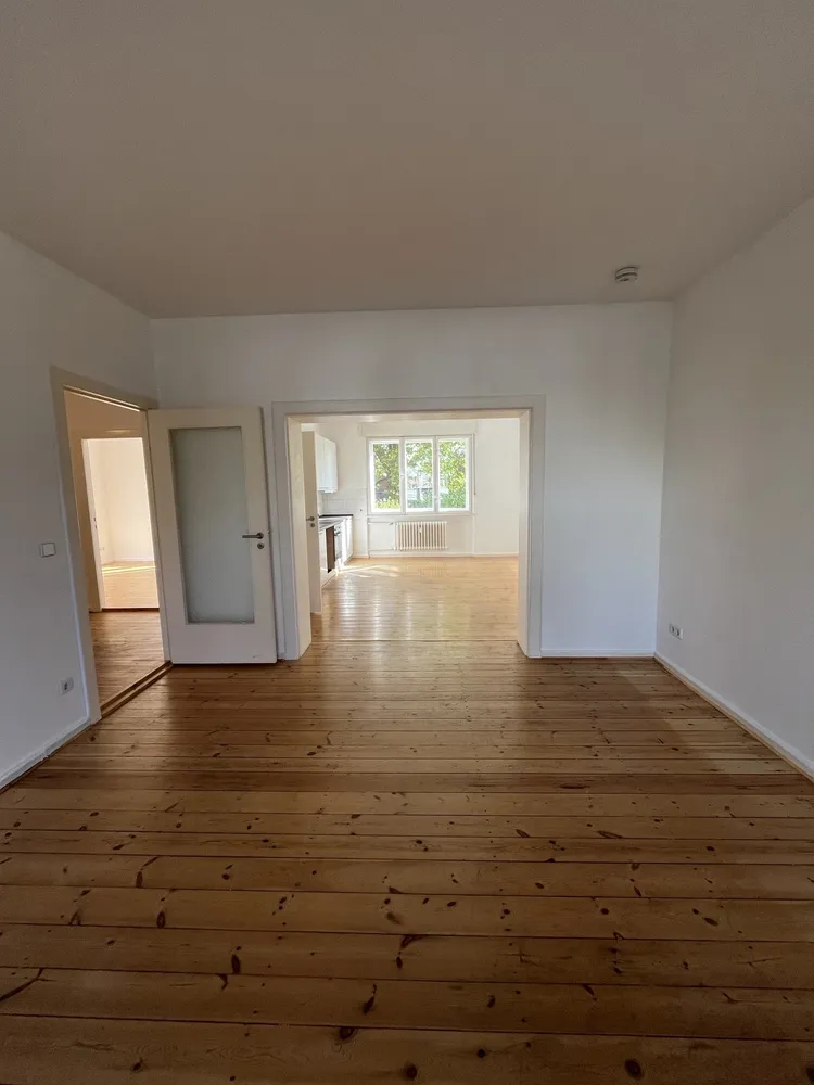 5 Zimmer Wohnung mit 127 m² in Berlin – Bild 1