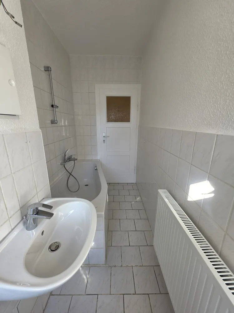 3 Zimmer Wohnung mit 62 m² in Bitterfeld-Wolfen – Bild 8