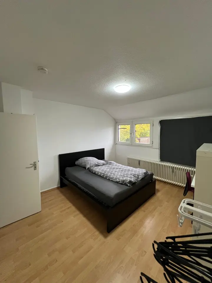 WG-Zimmer mit 80 m² in Solingen – Bild 5