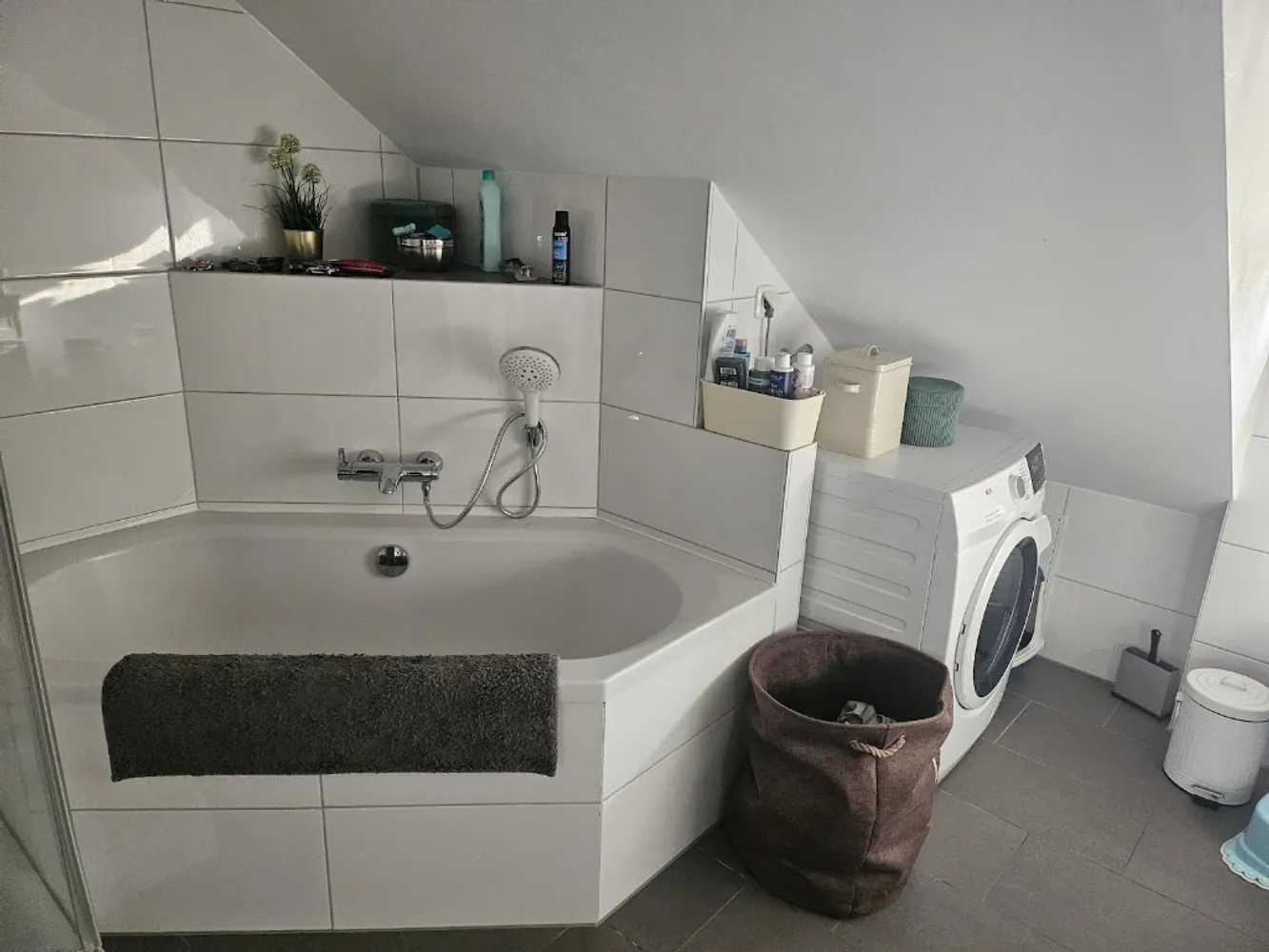 3 Zimmer Wohnung mit 72 m² in München – Bild 4