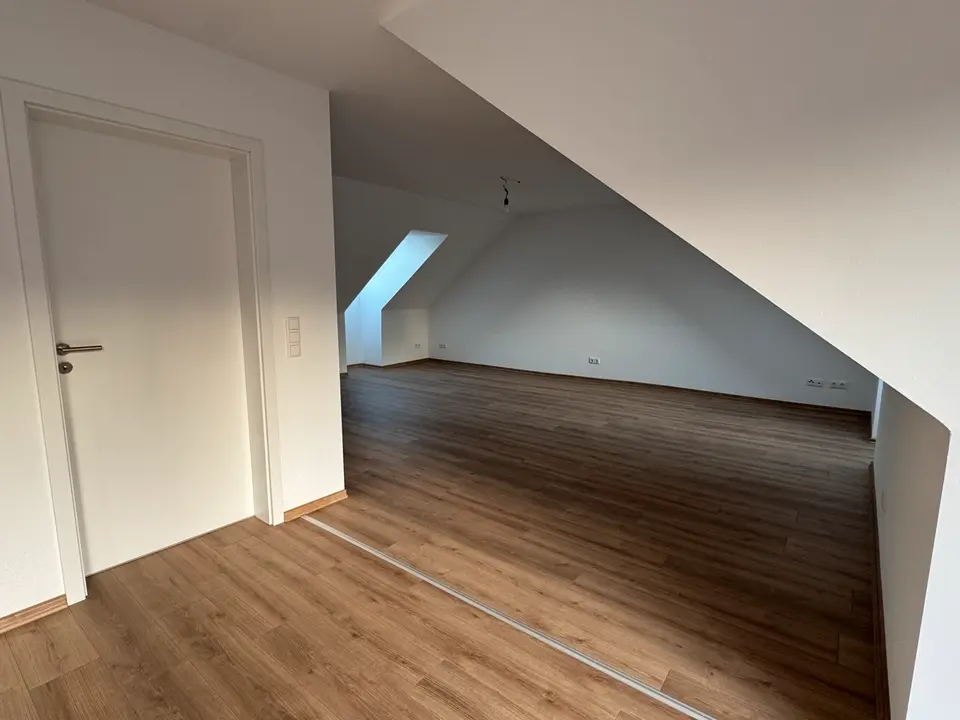 4 Zimmer Wohnung mit 110 m² in Riesa – Bild 7