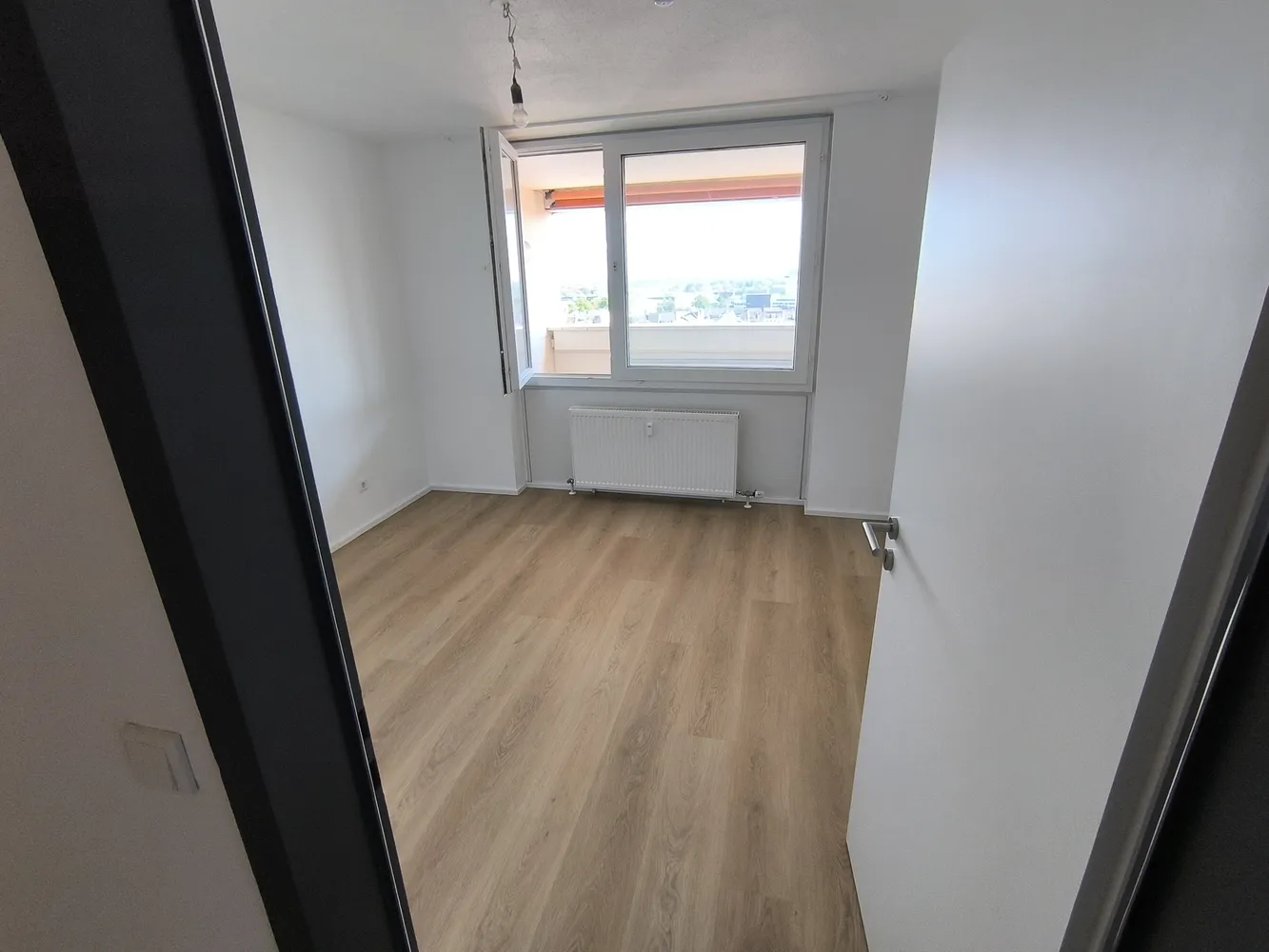 2 Zimmer Wohnung mit 65 m² in Leverkusen – Bild 4