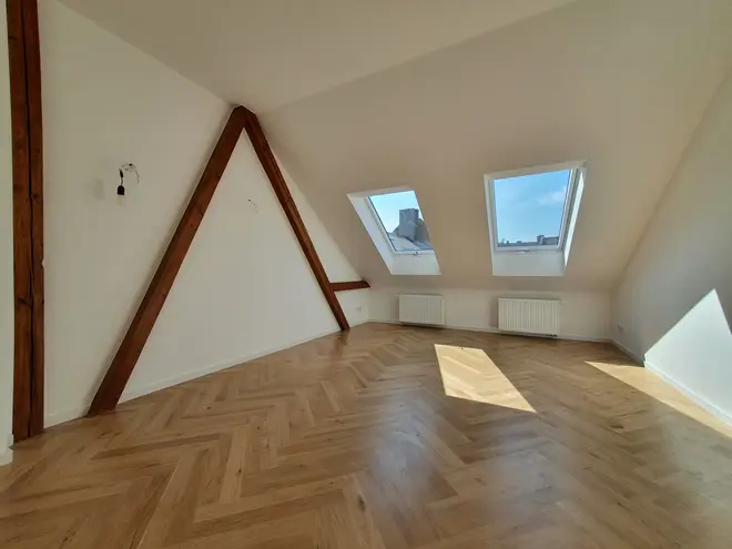 2 Zimmer Wohnung mit 65 m² in Wiesbaden – Bild 2