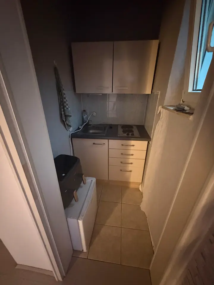 Studio with 38 m² in Cologne – Photo 5