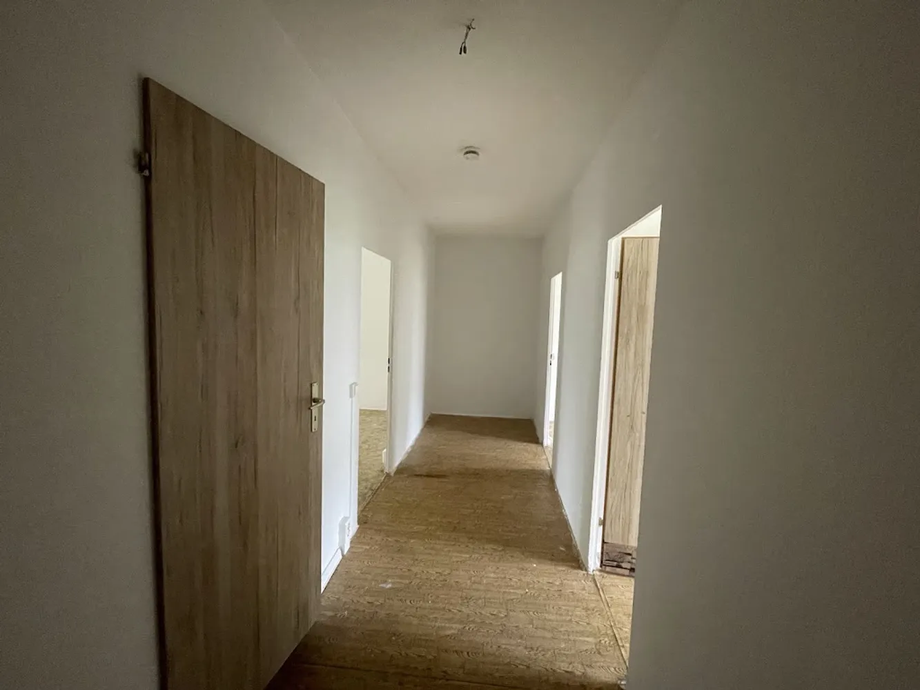 5 room apartment with 100 m² in Berlin – Photo 4