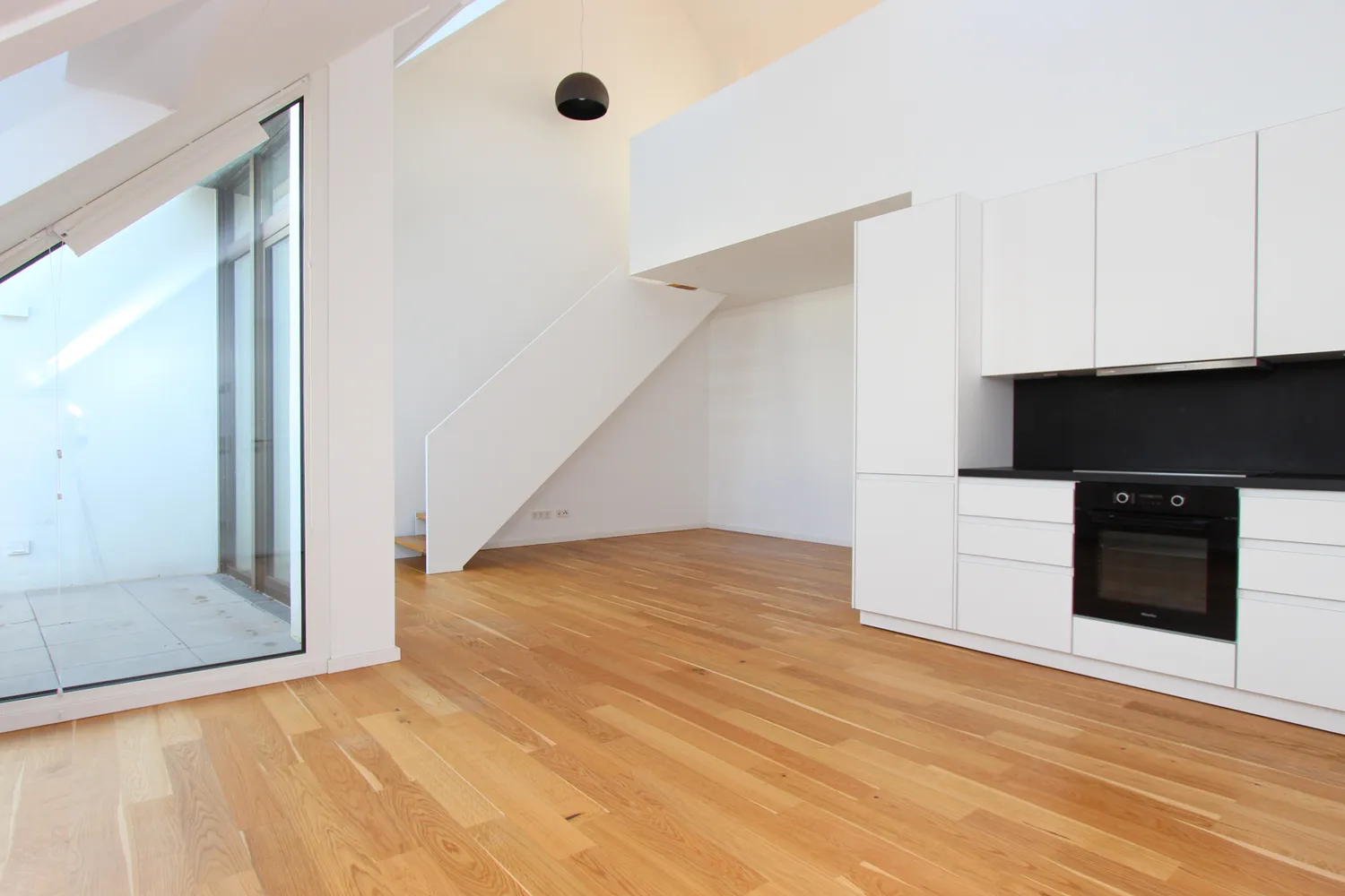 4 Zimmer Wohnung mit 106 m² in München – Bild 8