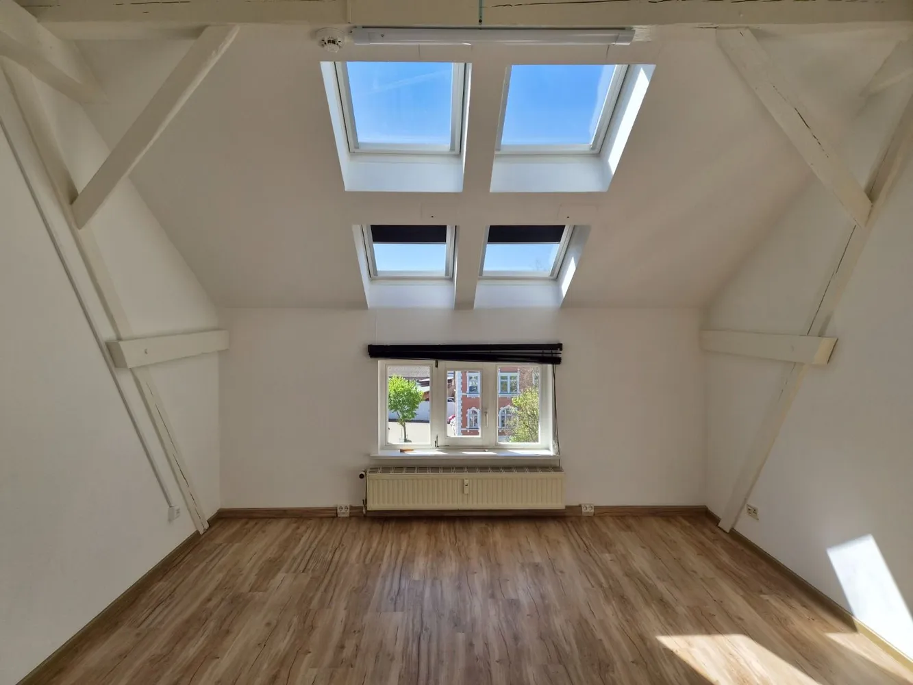 5 Zimmer Wohnung mit 171 m² in Nordhausen – Bild 3