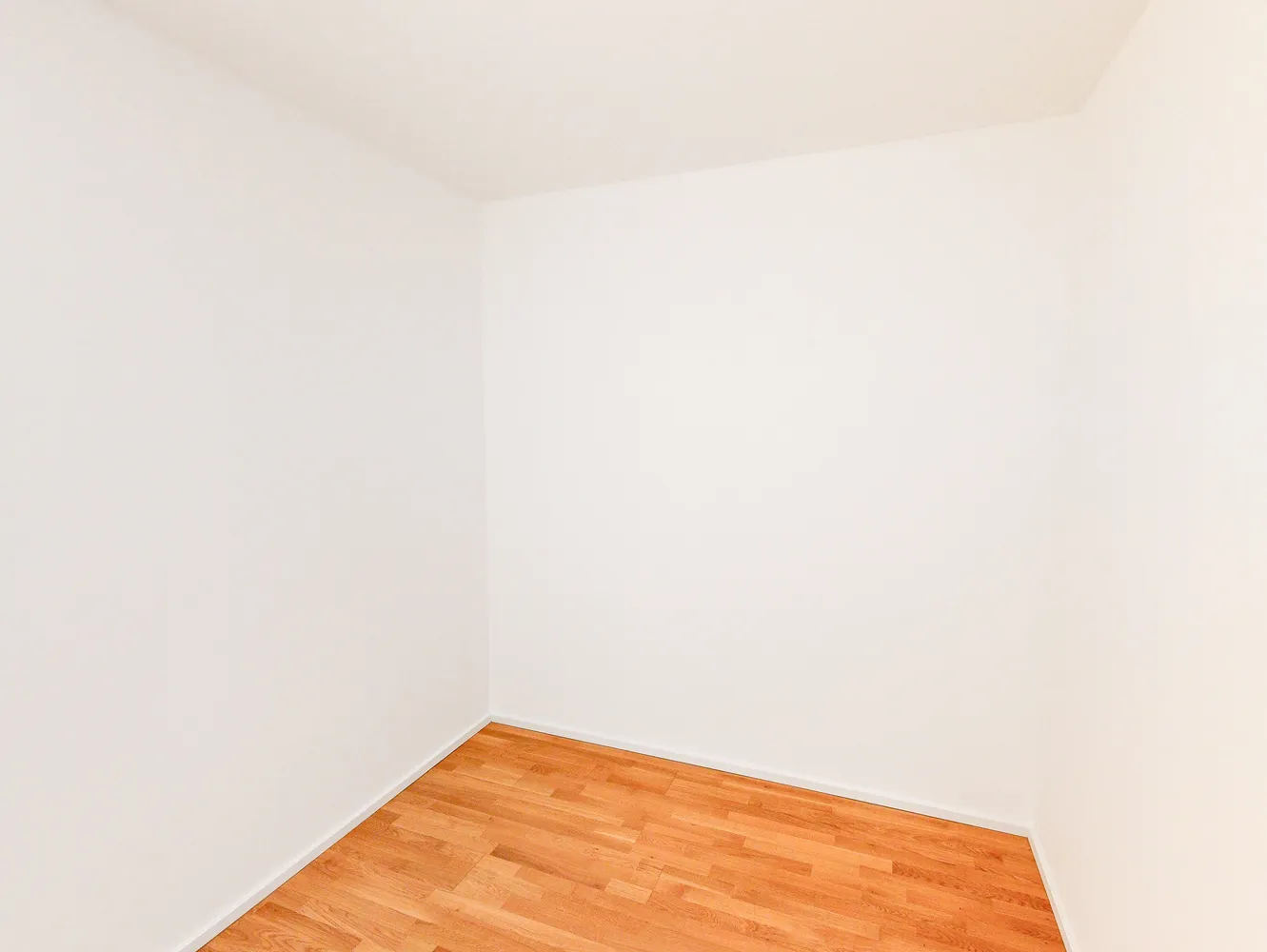 2 Zimmer Wohnung mit 70 m² in Stuttgart – Bild 11