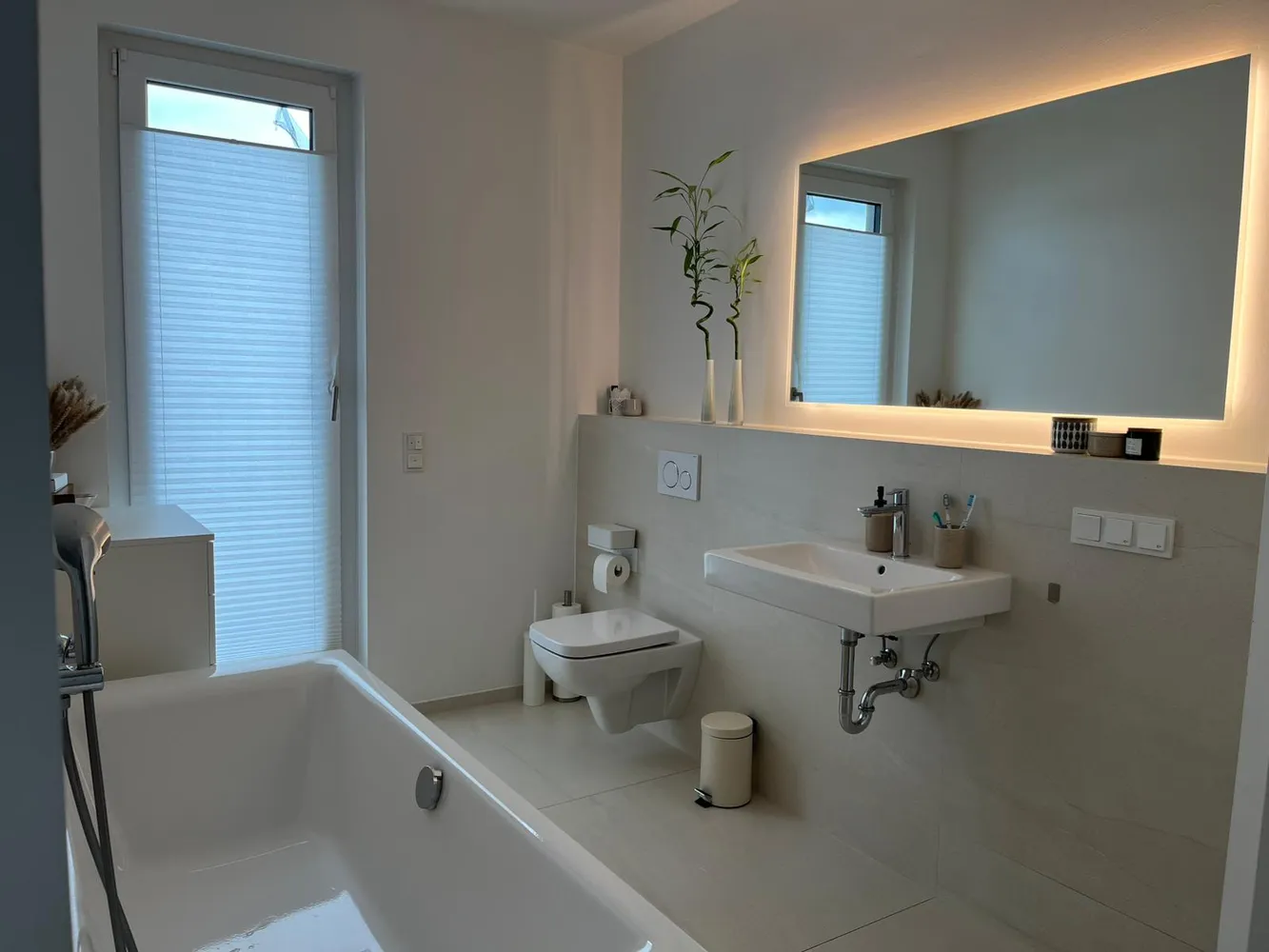 4 Zimmer Wohnung mit 169 m² in Frankfurt am Main – Bild 3