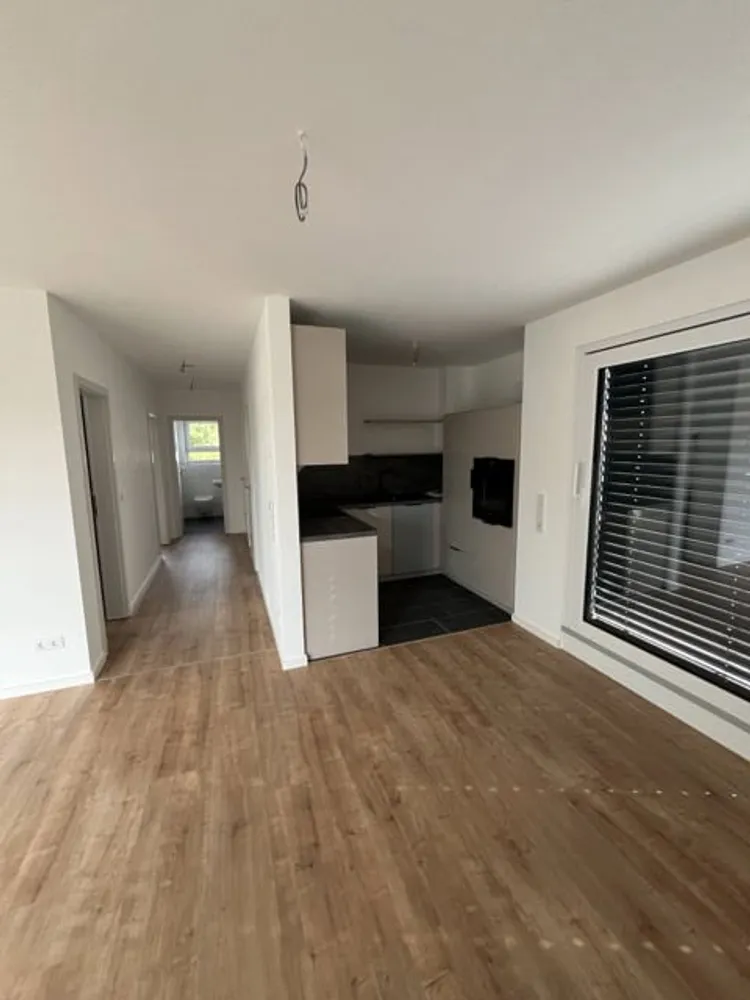 2 Zimmer Wohnung mit 66 m² in Wiesbaden – Bild 2