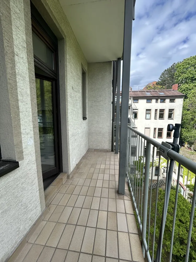 4 Zimmer Wohnung mit 130 m² in Stuttgart – Bild 6