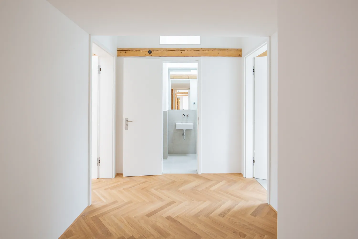4 Zimmer Wohnung mit 165 m² in München – Bild 9