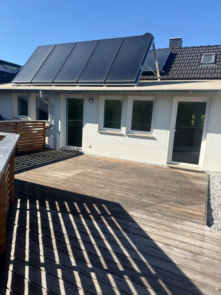 4 Zimmer Wohnung mit 127 m² in Crimmitschau – Bild 2