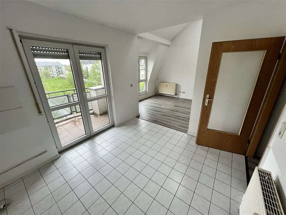 2 Zimmer Wohnung mit 67 m² in Zwickau – Bild 3