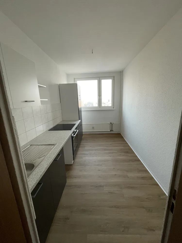 4 Zimmer Wohnung mit 85 m² in Rostock – Bild 2