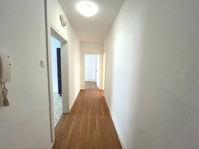2 Zimmer Wohnung mit 52 m² in Hannover – Bild 2
