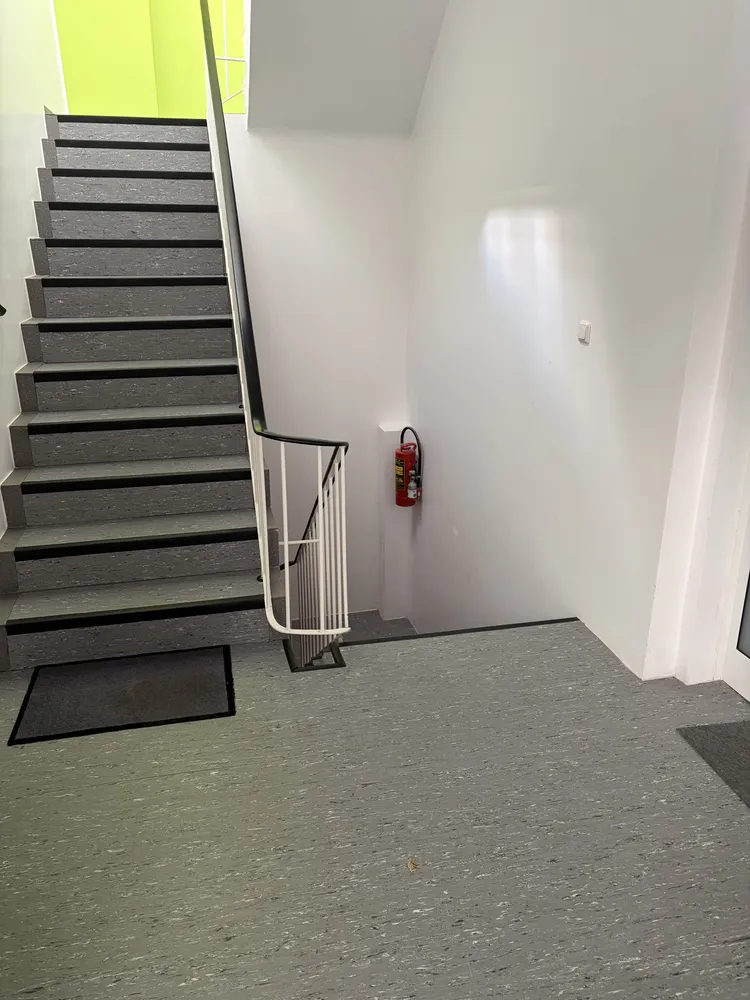 2 Zimmer Wohnung mit 130 m² in Essen – Bild 5