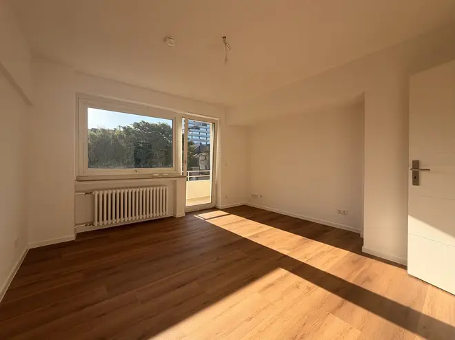 3 Zimmer Wohnung mit 84 m² in Düsseldorf – Bild 2