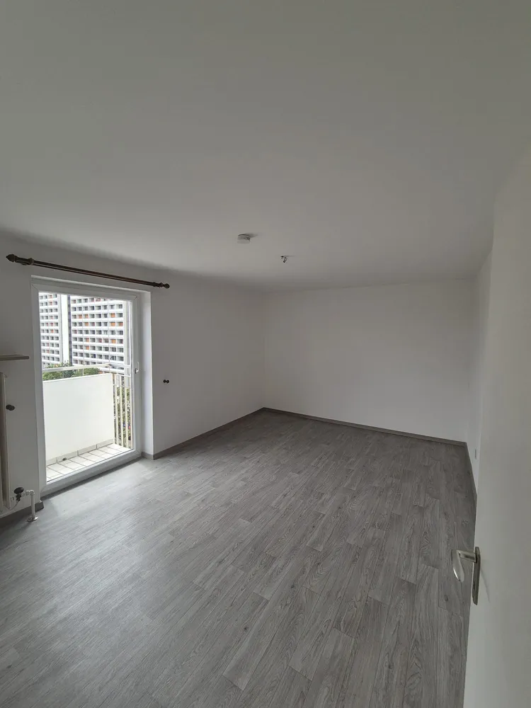 5 Zimmer Wohnung mit 99 m² in München – Bild 6