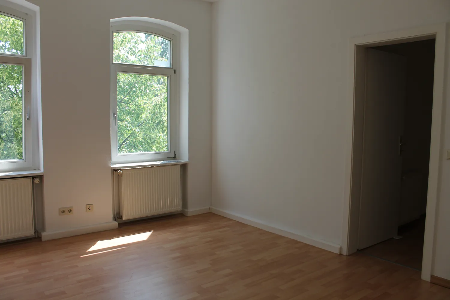 1 Zimmer Wohnung mit 28 m² in Halle (Saale) – Bild 1