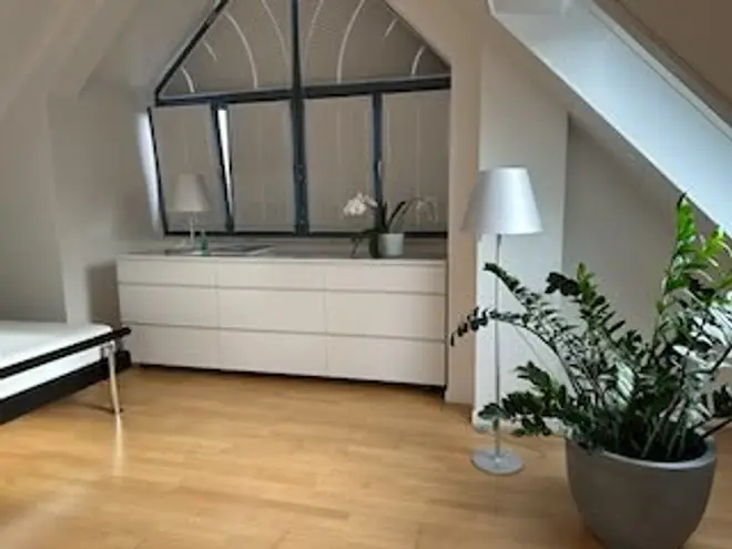 4 Zimmer Wohnung mit 130 m² in Düsseldorf – Bild 12