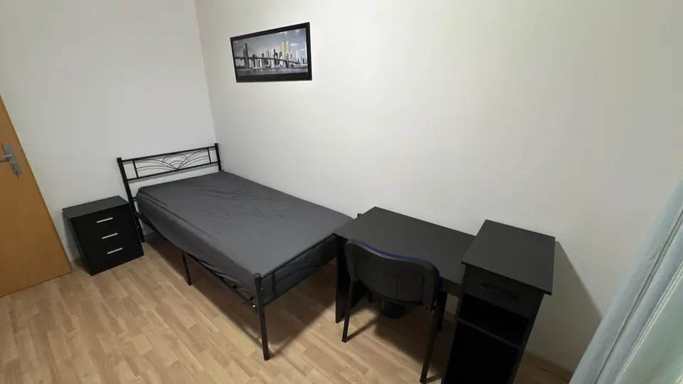 8 Zimmer Wohnung mit 130 m² in Ingolstadt – Bild 8