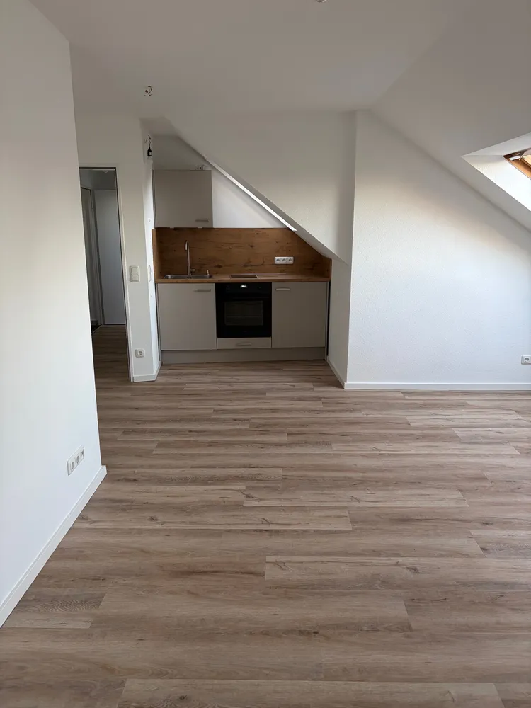 1 Zimmer Wohnung mit 30 m² in Frankfurt am Main – Bild 8