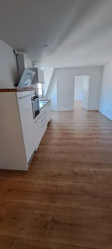 4 Zimmer Wohnung mit 104 m² in Nürnberg – Bild 8