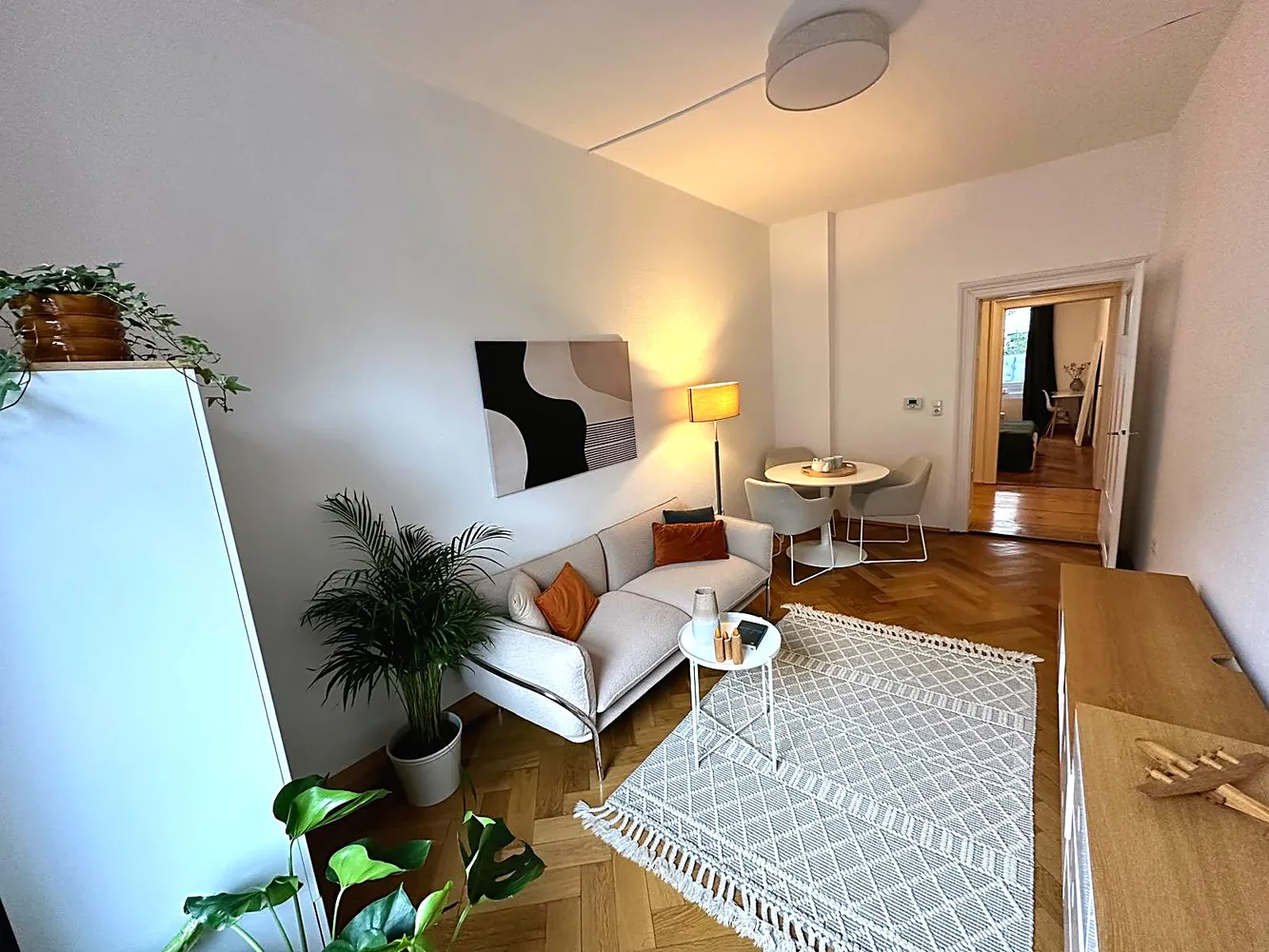 2 Zimmer Wohnung mit 60 m² in München – Bild 7