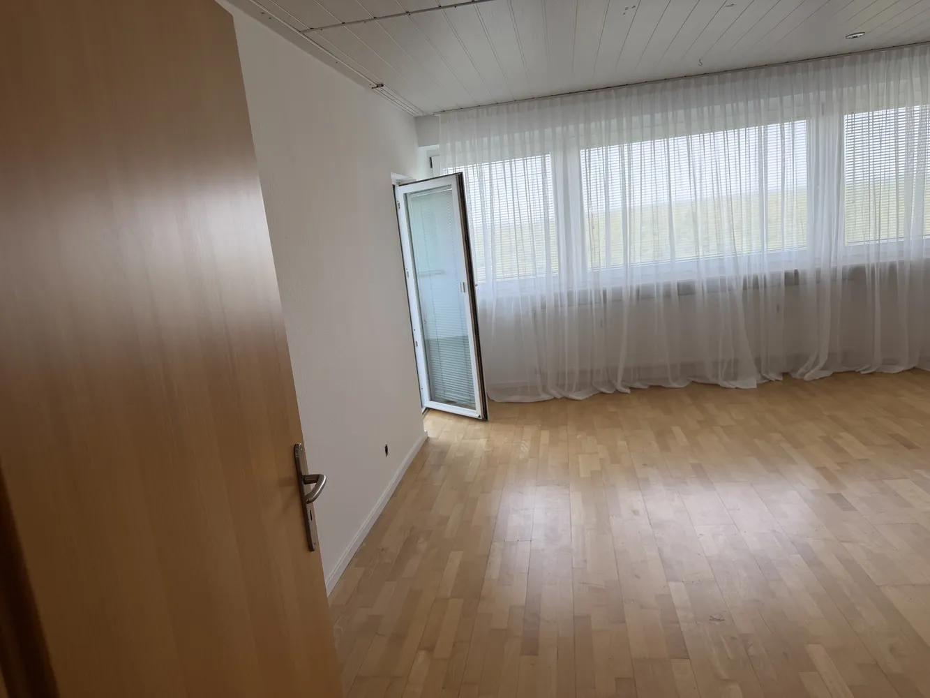 3 Zimmer Wohnung mit 76 m² in Karlsruhe – Bild 6
