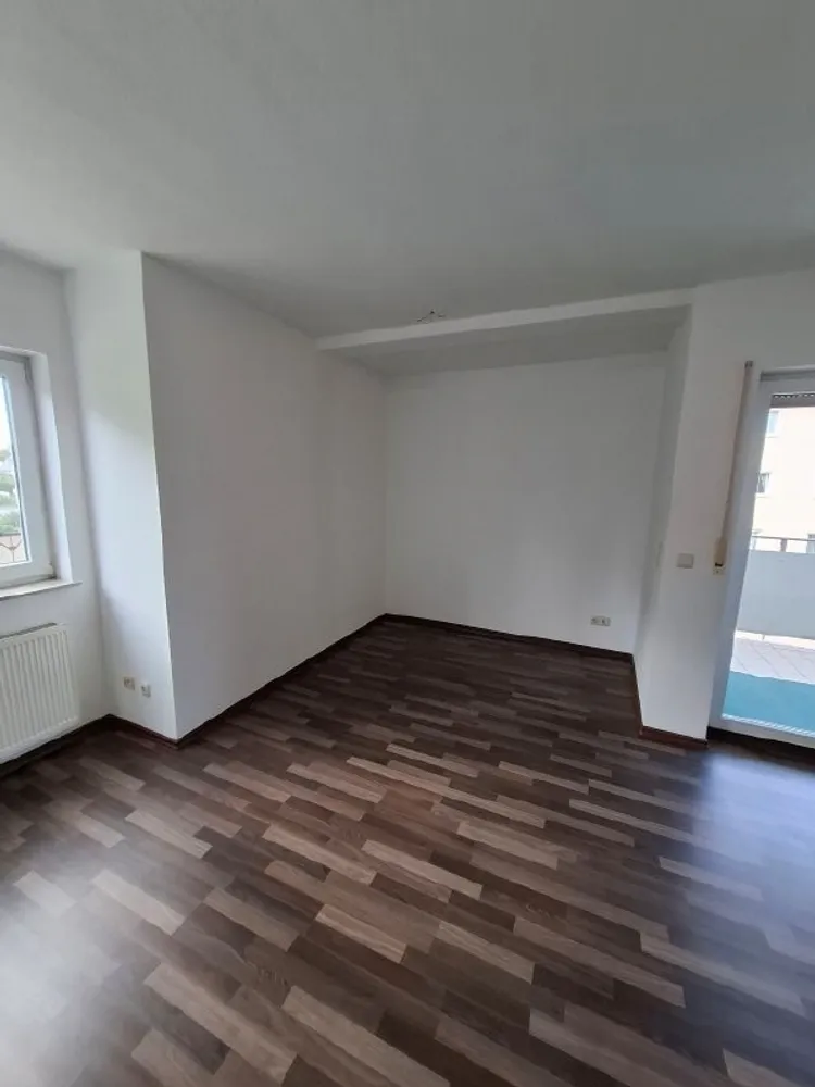 1 room apartment with 35 m² in Chemnitz – Photo 2