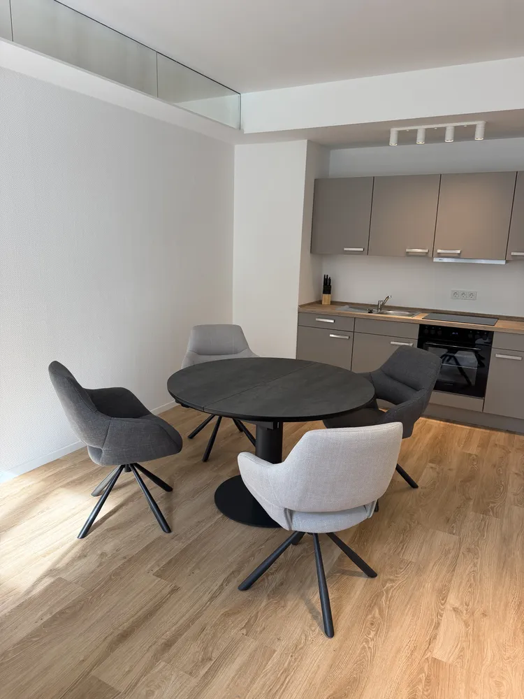 1 Zimmer Wohnung mit 61 m² in Köln – Bild 7