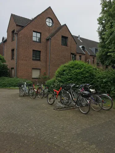 1 Zimmer Wohnung mit 30 m² in Düsseldorf – Bild 2