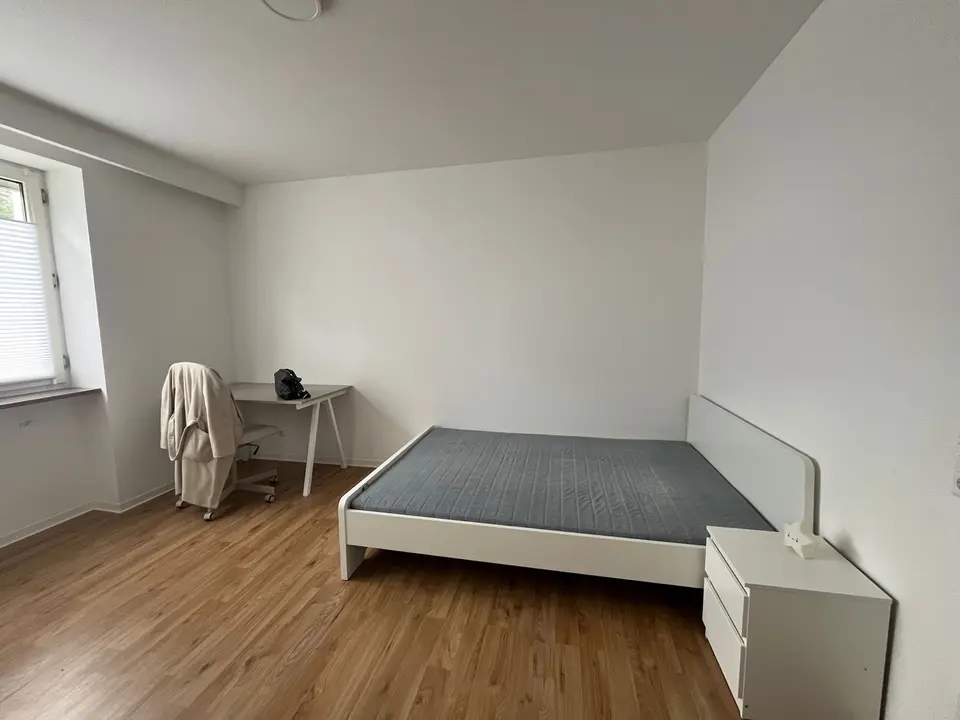 WG-Zimmer mit 18 m² in Karlsruhe – Bild 2