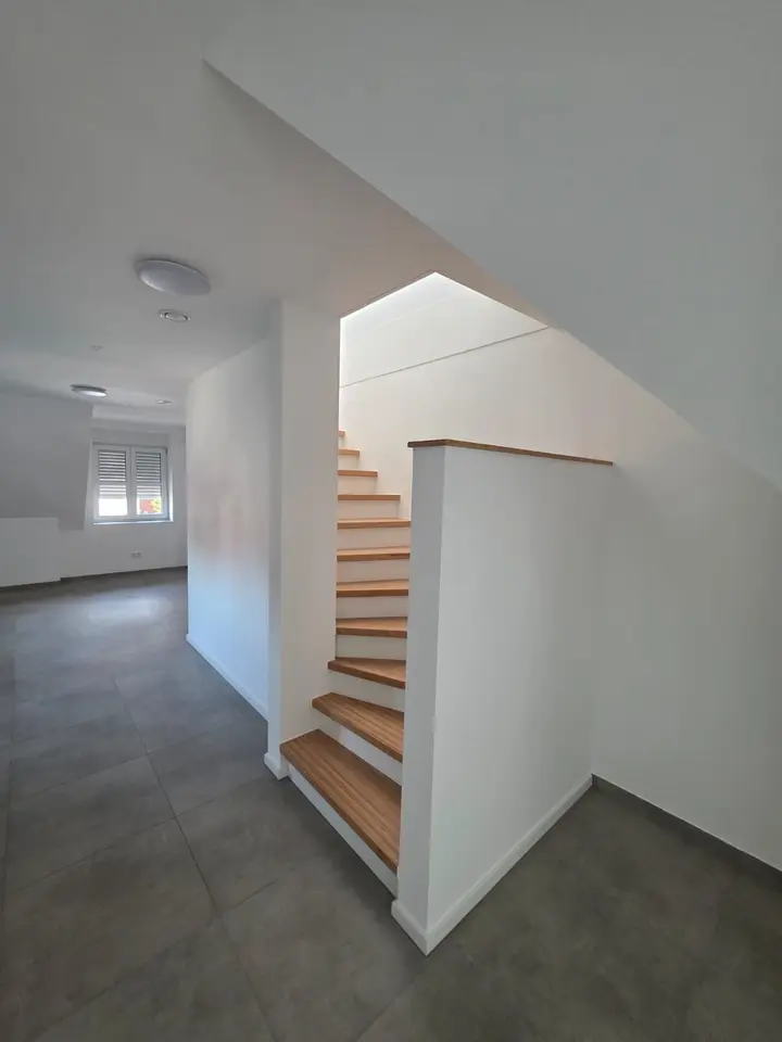3 Zimmer Haus mit 110 m² in Meppen – Bild 2
